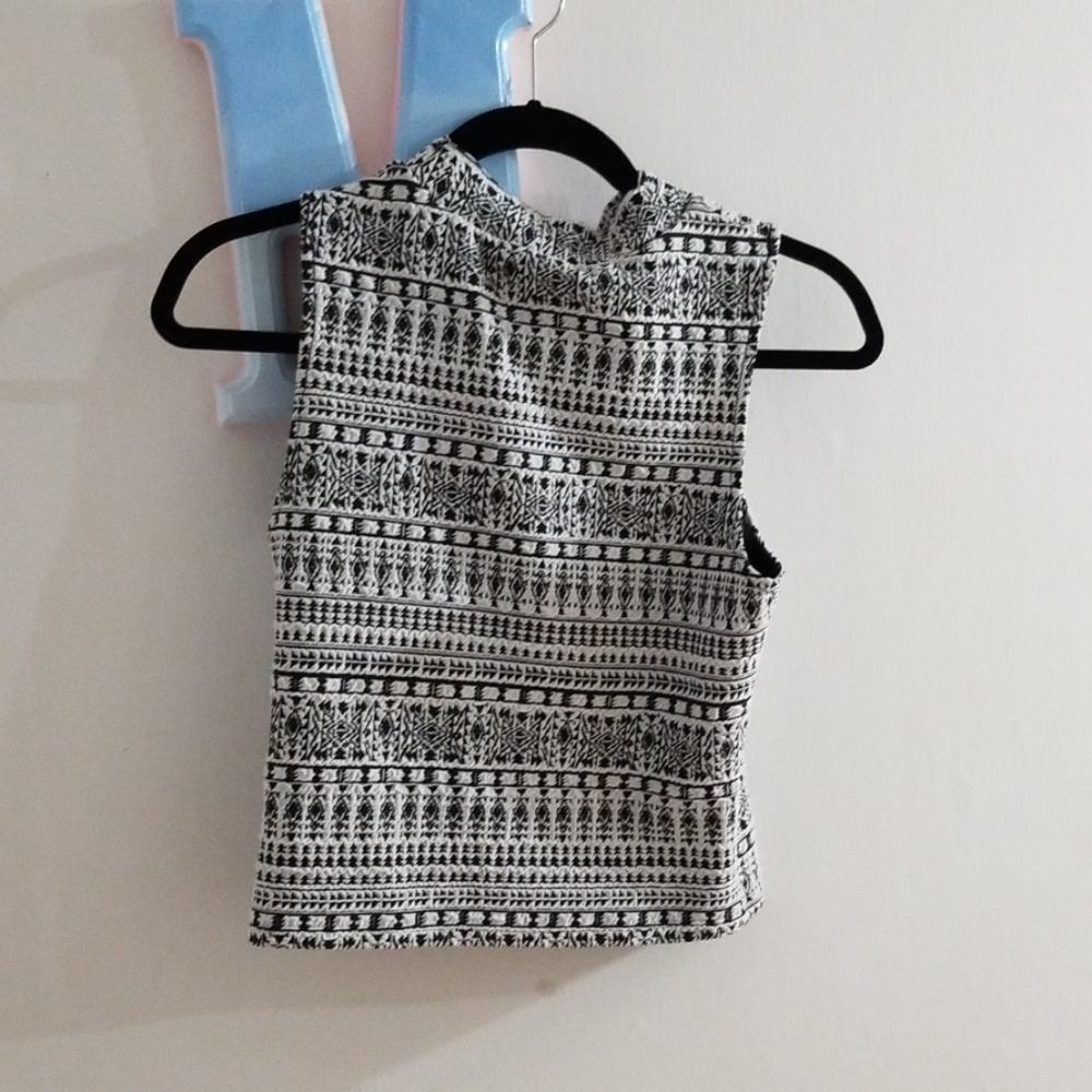 Cropped Halter Top